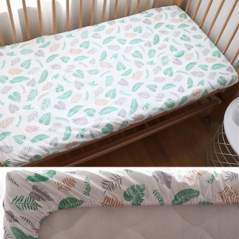 Dream-Fit Monochrome Cot Sheet