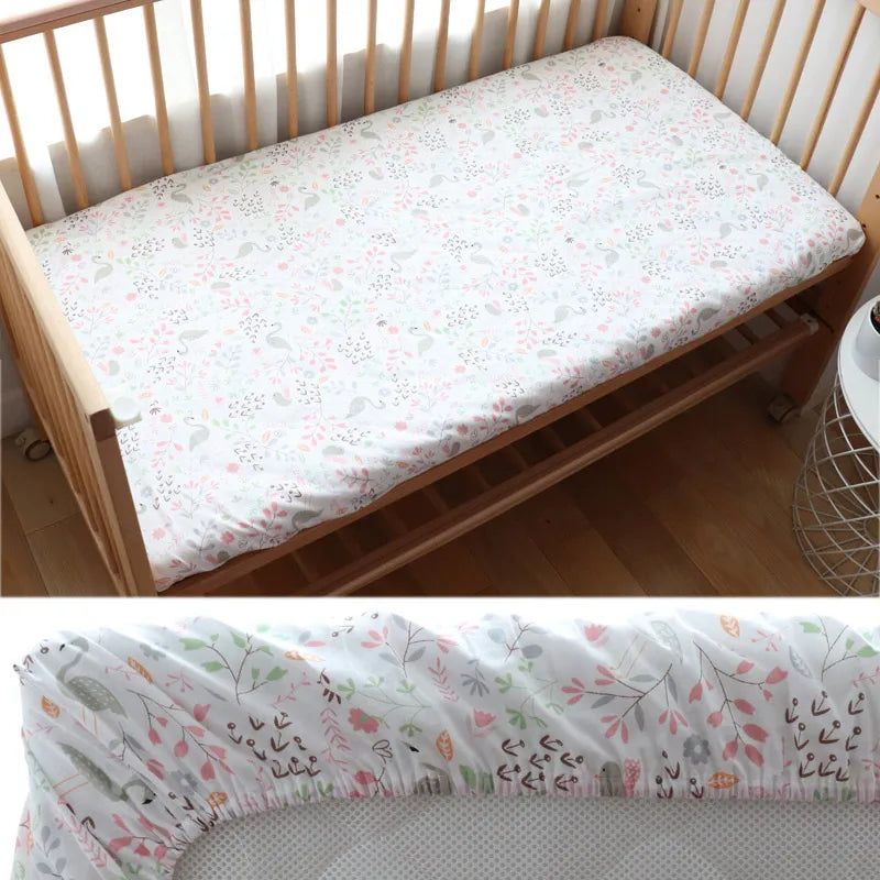 Dream-Fit Monochrome Cot Sheet