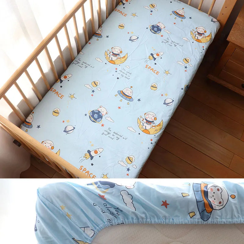 Dream-Fit Monochrome Cot Sheet