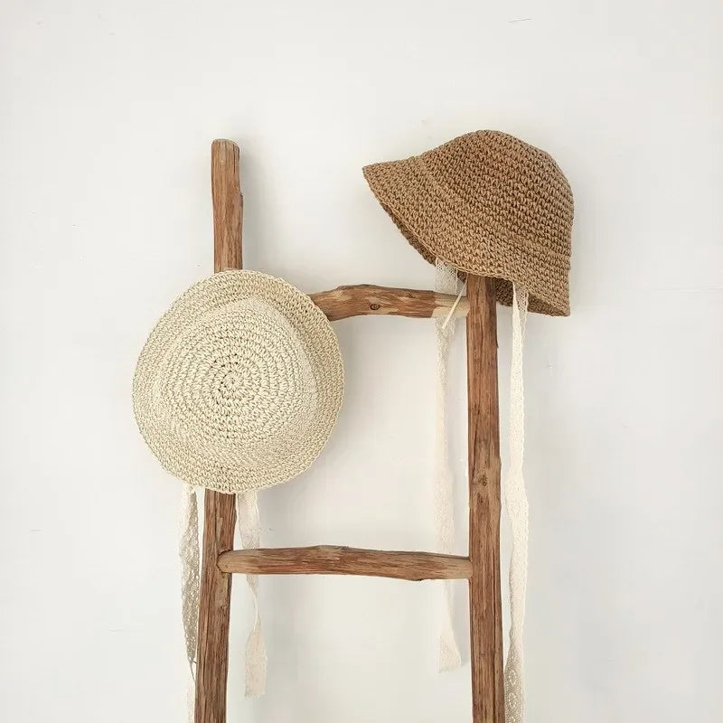 Vintage-Lace Straw Sun Bonnet