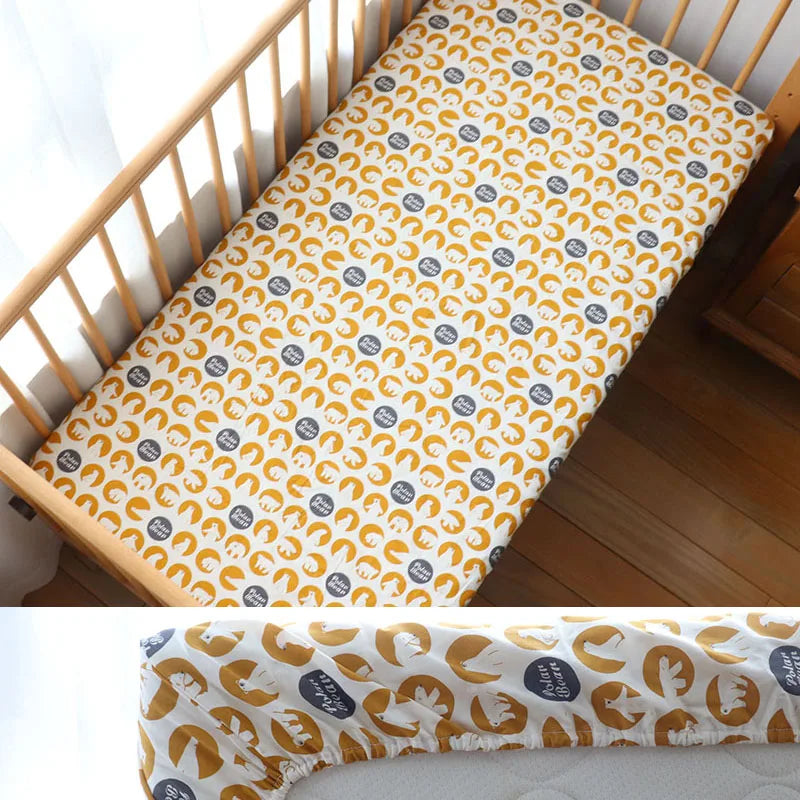 Dream-Fit Monochrome Cot Sheet